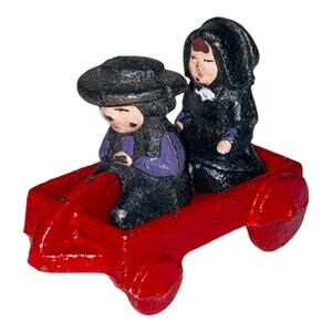 Vtg 1997 John Wright Cast Iron Amish PA Dutch Boy Girl Blue Red Wagon Figurine
